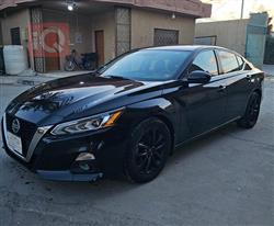 نيسان ألتيما